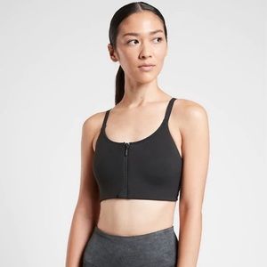 NWOT Athleta Empower Bra in Black Sz XS.